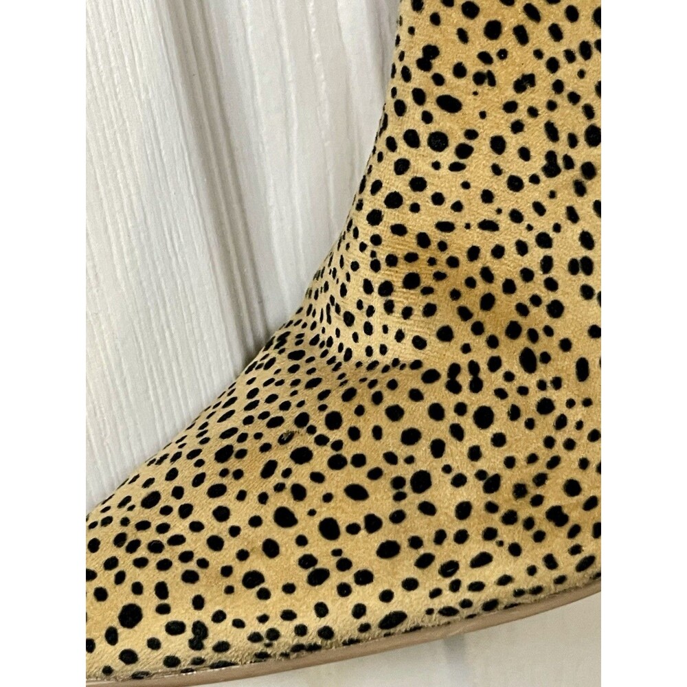 Crown & Ivy Cheetah Print Knee-High Boots | Pointed Toe Block Heel | Size 6 - Picture 12 of 16